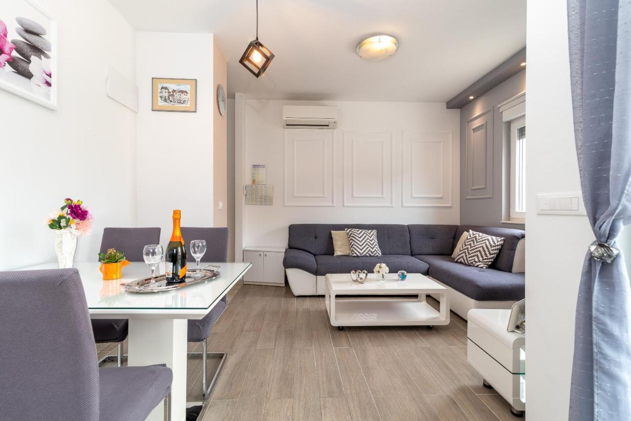 Apartman Lorena 트로기르 외부 사진